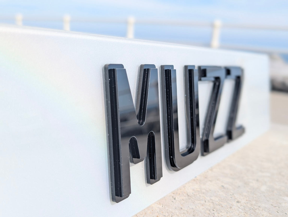 4D Obsidian Number Plates